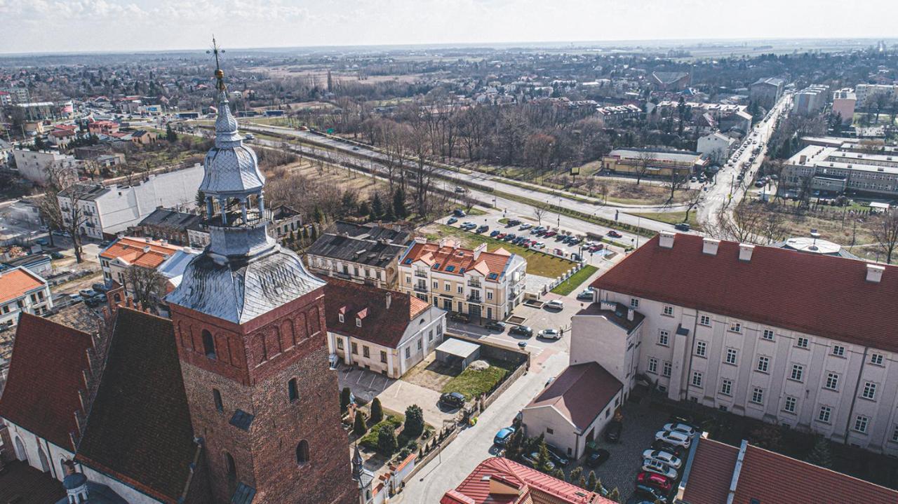 לינה וארוחת בוקר Piotrków Trybunalski The Loft - Garncarska 1 מראה חיצוני תמונה